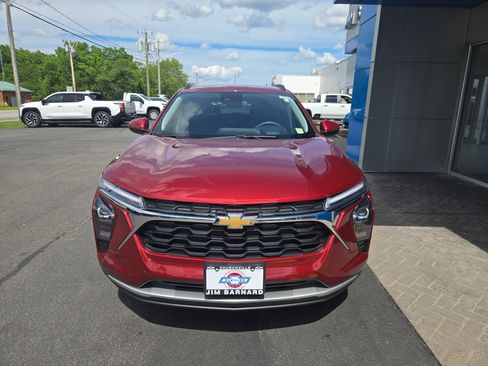 Certified 2024 Chevrolet Trax LT FWD image 4