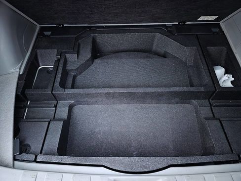 Used 2011 Subaru Forester 2.5X w/ Popular Equipment Group 1A image 32