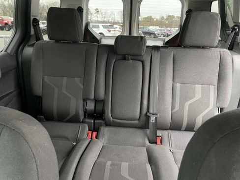 Used 2017 Ford Transit Connect XLT image 16