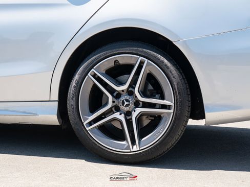 Used 2021 Mercedes-Benz C 300 4MATIC Sedan w/ AMG Line image 10