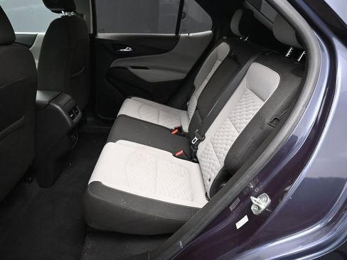 Used 2019 Chevrolet Equinox LS FWD image 20
