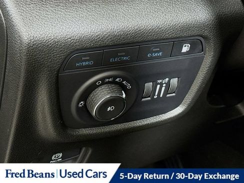 Used 2024 Jeep Grand Cherokee Trailhawk AWD/4WD image 15