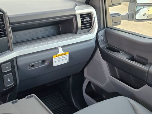 New 2026 Ford F250 XL RWD image 22
