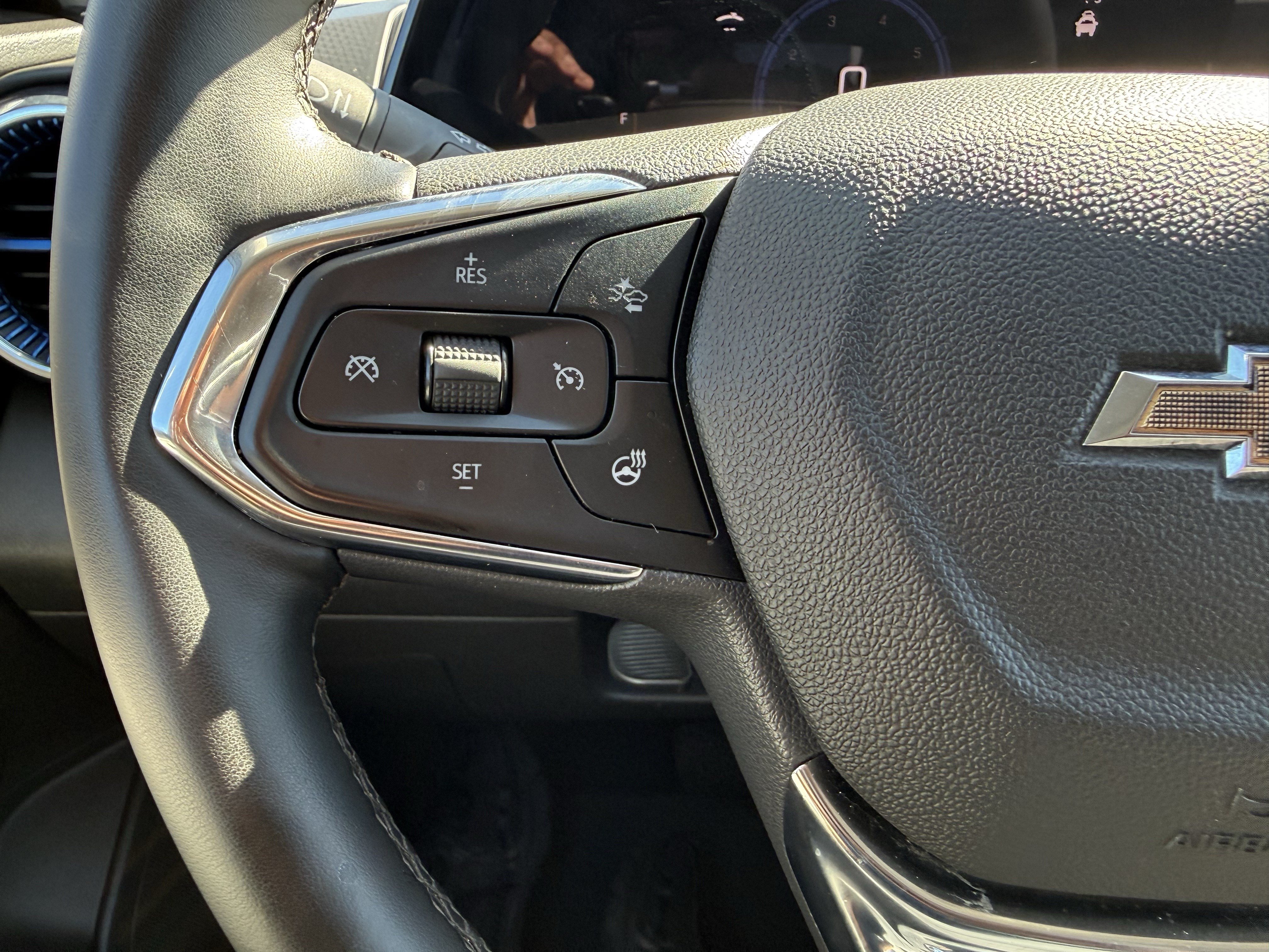 Used 2026 Chevrolet Trax LT w/ Driver Confidence Package FWD image 19