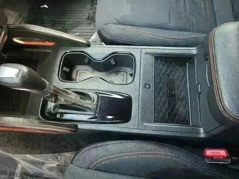 Used 2024 Nissan Frontier PRO-4X w/ Pro Convenience Package image 17