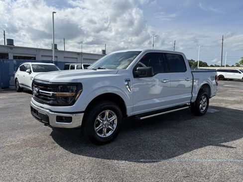 Used 2025 Ford F150 XLT w/ Equipment Group 301A Standard AWD/4WD image 4