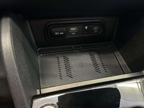 Used 2025 Kia Sportage EX w/ Premium Package FWD image 23