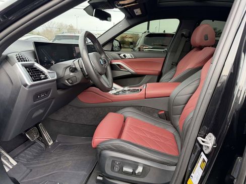 Used 2024 BMW X6 xDrive40i w/ Executive Package image 18