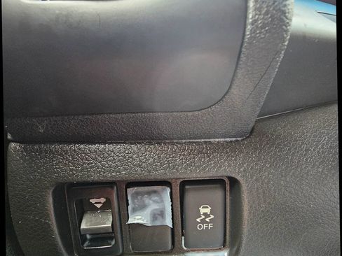 Used 2012 Nissan Altima 2.5 S w/ 20th Anniversary Pkg image 15