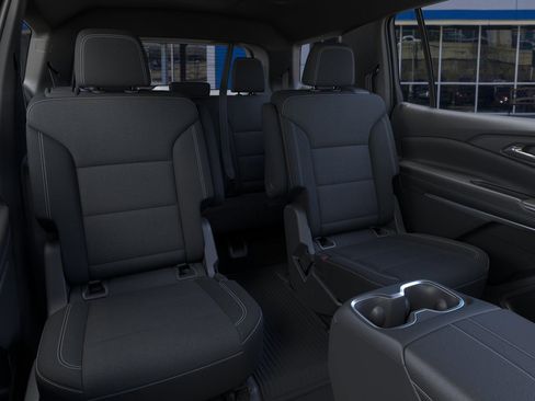 New 2026 Chevrolet Traverse LT image 17