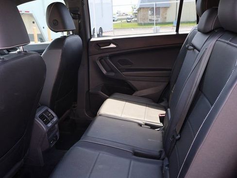 Used 2021 Volkswagen Tiguan SE R-Line FWD image 16