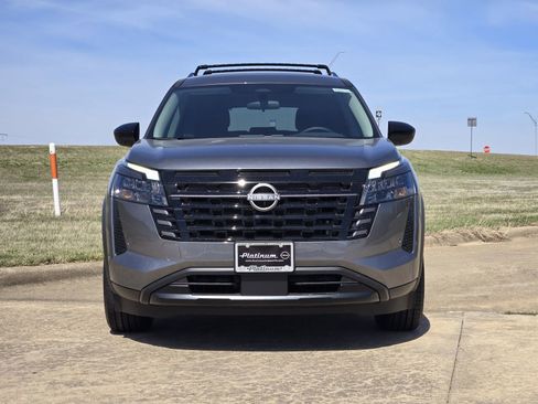 New 2026 Nissan Pathfinder SV image 6