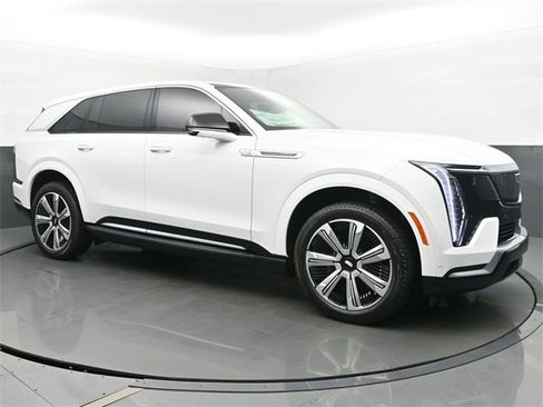 New 2025 Cadillac Escalade IQ Luxury 2 image 7