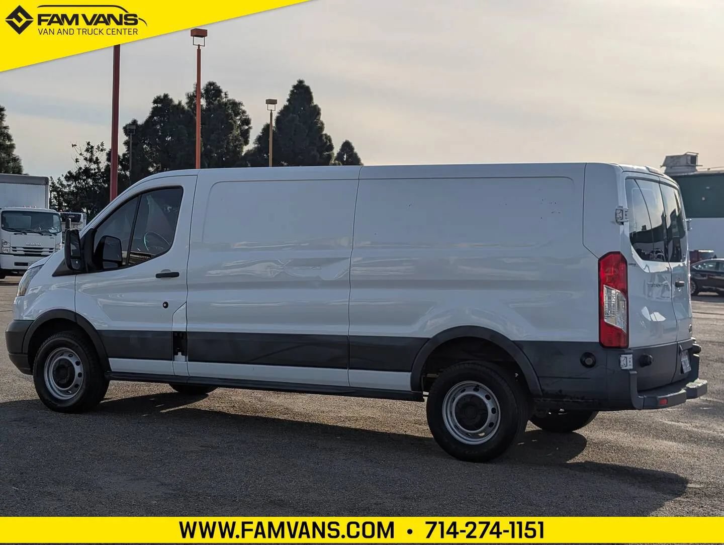 Used 2016 Ford Transit 250 148 Low Roof RWD image 5