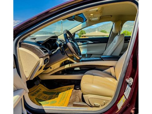 Used 2017 Lincoln MKZ Select w/ Select Plus Package FWD image 8
