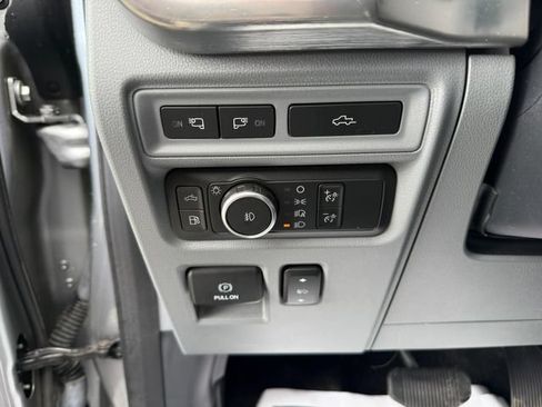 Used 2021 Ford F150 Lariat w/ Equipment Group 502A High AWD/4WD image 18