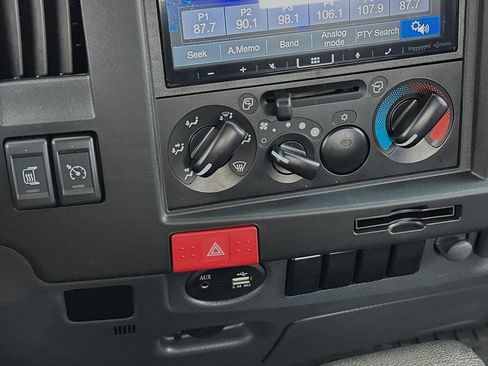 Used 2024 Isuzu NPR RWD image 14