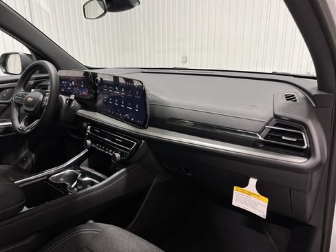 New 2026 Chevrolet Traverse LT image 31