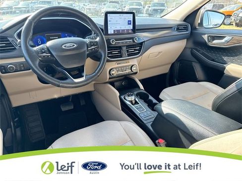 Used 2020 Ford Escape Titanium image 36