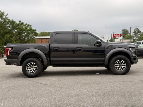 Used 2017 Ford F150 Raptor w/ Equipment Group 802A Luxury AWD/4WD image 10