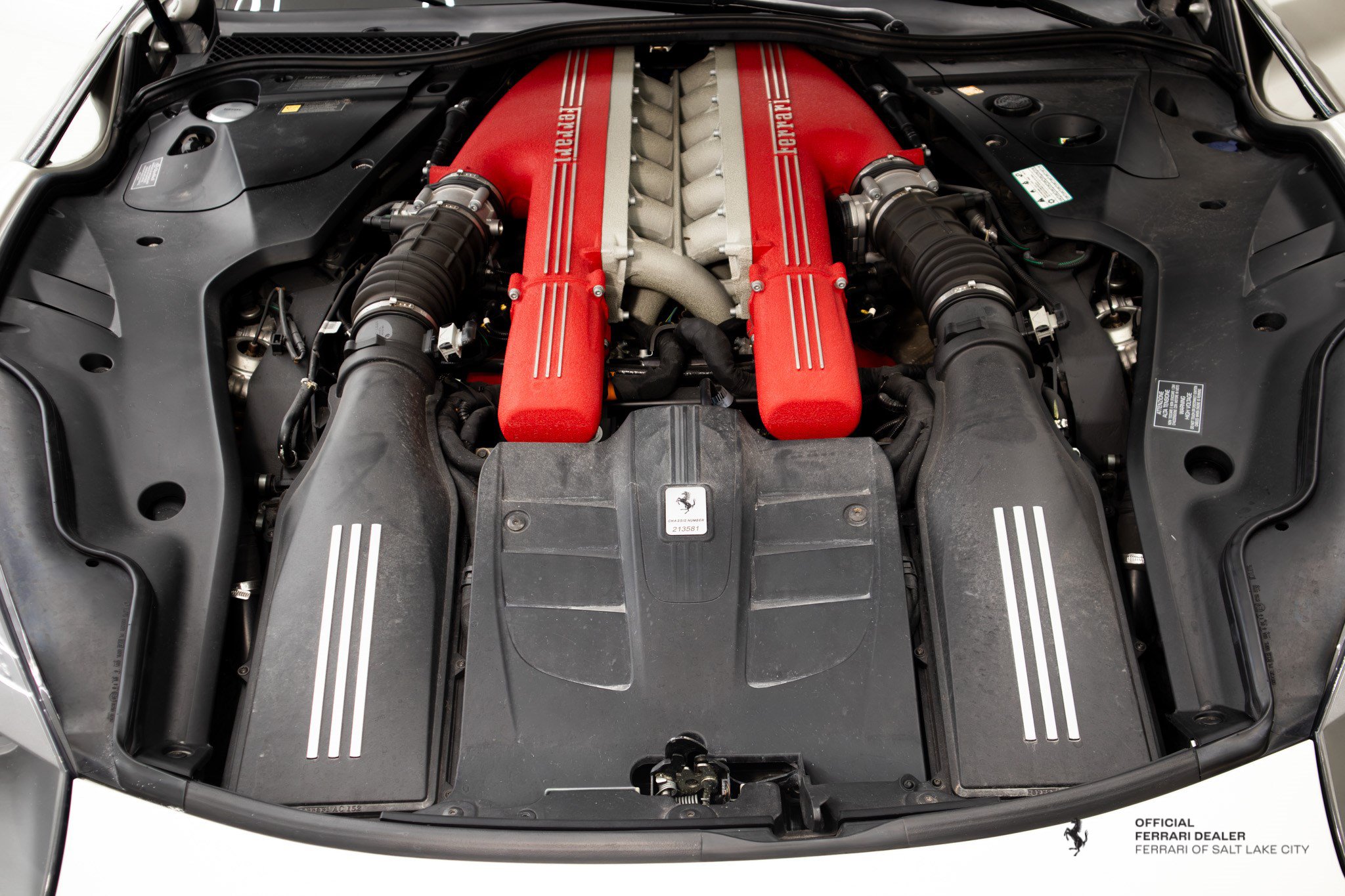 Used 2016 Ferrari F12 Berlinetta RWD image 11