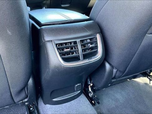 Used 2024 Chevrolet Malibu LT image 10