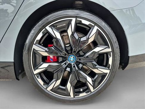 Used 2024 BMW i5 M60 w/ Premium Package AWD/4WD image 25