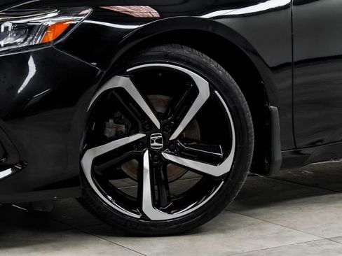 Used 2022 Honda Accord Sport image 3