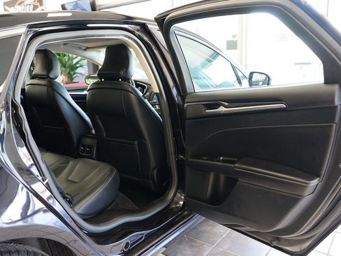 Used 2019 Ford Fusion Titanium image 47