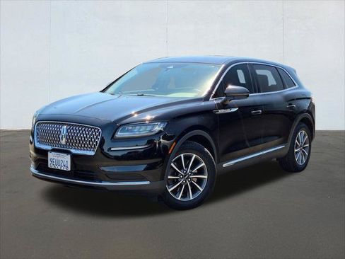 Used 2022 Lincoln Nautilus FWD image 1