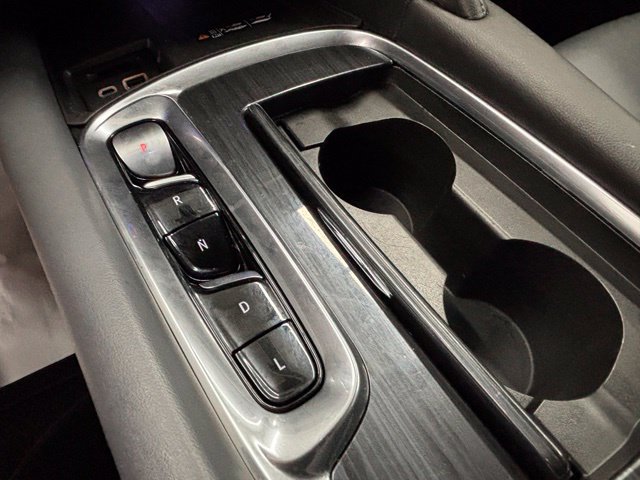 Used 2024 Buick Enclave Essence w/ Sport Touring Edition FWD image 32