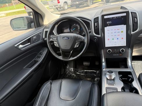 Used 2022 Ford Edge Titanium w/ Equipment Group 301A AWD/4WD image 24