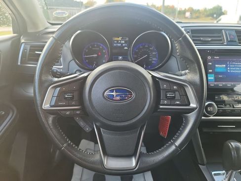 Used 2019 Subaru Outback 2.5i Premium image 16