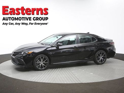 Used 2024 Toyota Camry SE w/ Convenience Package FWD image 57