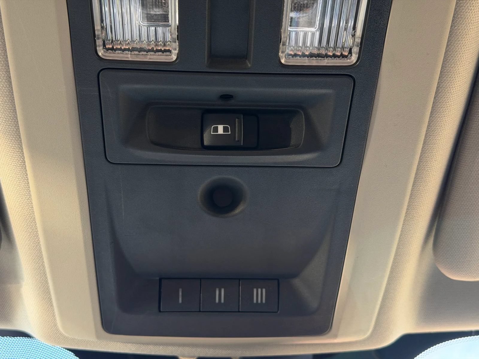 Used 2016 RAM 1500 Laramie w/ Convenience Group AWD/4WD image 22