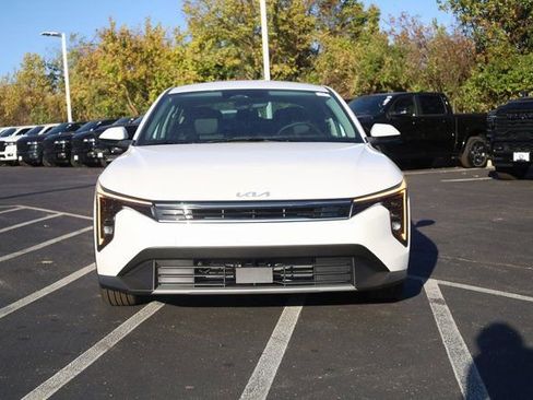 New 2025 Kia K4 EX image 3