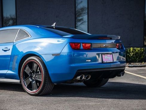Used 2013 Chevrolet Camaro SS w/ Hot Wheels Special Edition image 56