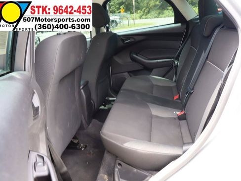 Used 2012 Ford Focus SE FWD image 17