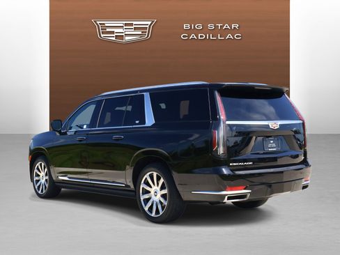 Used 2024 Cadillac Escalade ESV Premium Luxury Platinum AWD/4WD image 3
