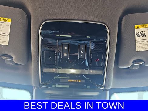 Used 2023 Land Rover Range Rover Sport SE AWD/4WD image 31