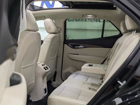 Used 2023 Buick Envision Avenir image 23