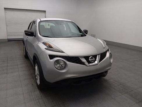 Used 2016 Nissan Juke S FWD image 14