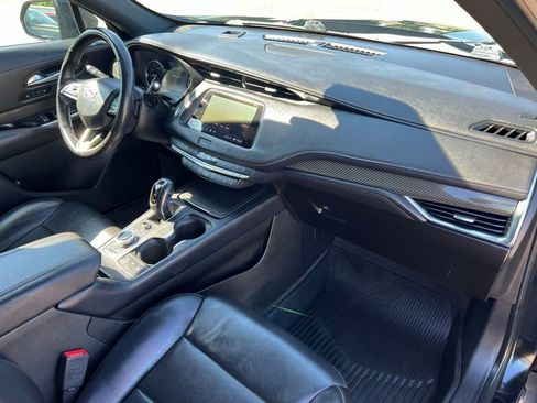 Used 2019 Cadillac XT4 Sport AWD/4WD image 7