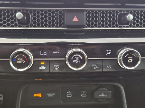 Used 2025 Honda Civic Sport image 15
