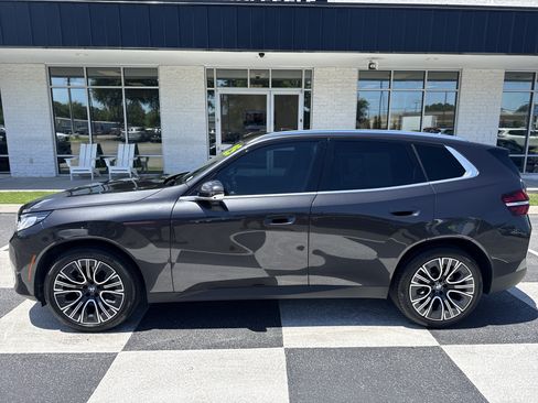 Used 2025 BMW X3 xDrive30i w/ Premium Package AWD/4WD image 1