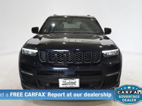 Used 2023 Jeep Grand Cherokee L Summit AWD/4WD image 2