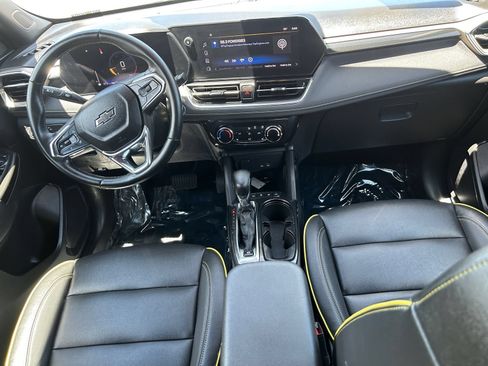 Used 2025 Chevrolet TrailBlazer ACTIV w/ Driver Confidence Package AWD/4WD image 17