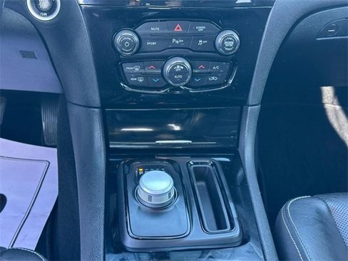 Used 2022 Chrysler 300 S w/ Comfort Group image 16