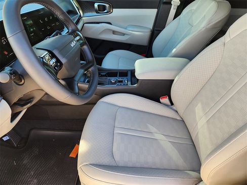 New 2026 Kia Sorento S w/ S Panoramic Sunroof Package image 9