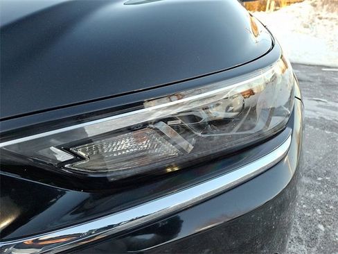 Certified 2025 Toyota Grand Highlander XLE image 9